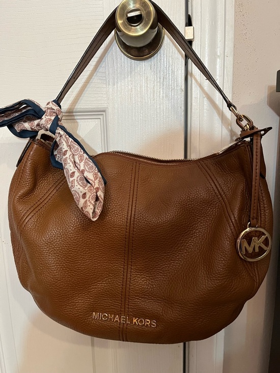 Michael Kors Handbags - Michael Kors Pebbled Leather Hobo Shoulder Bag Brown Gold Hardware